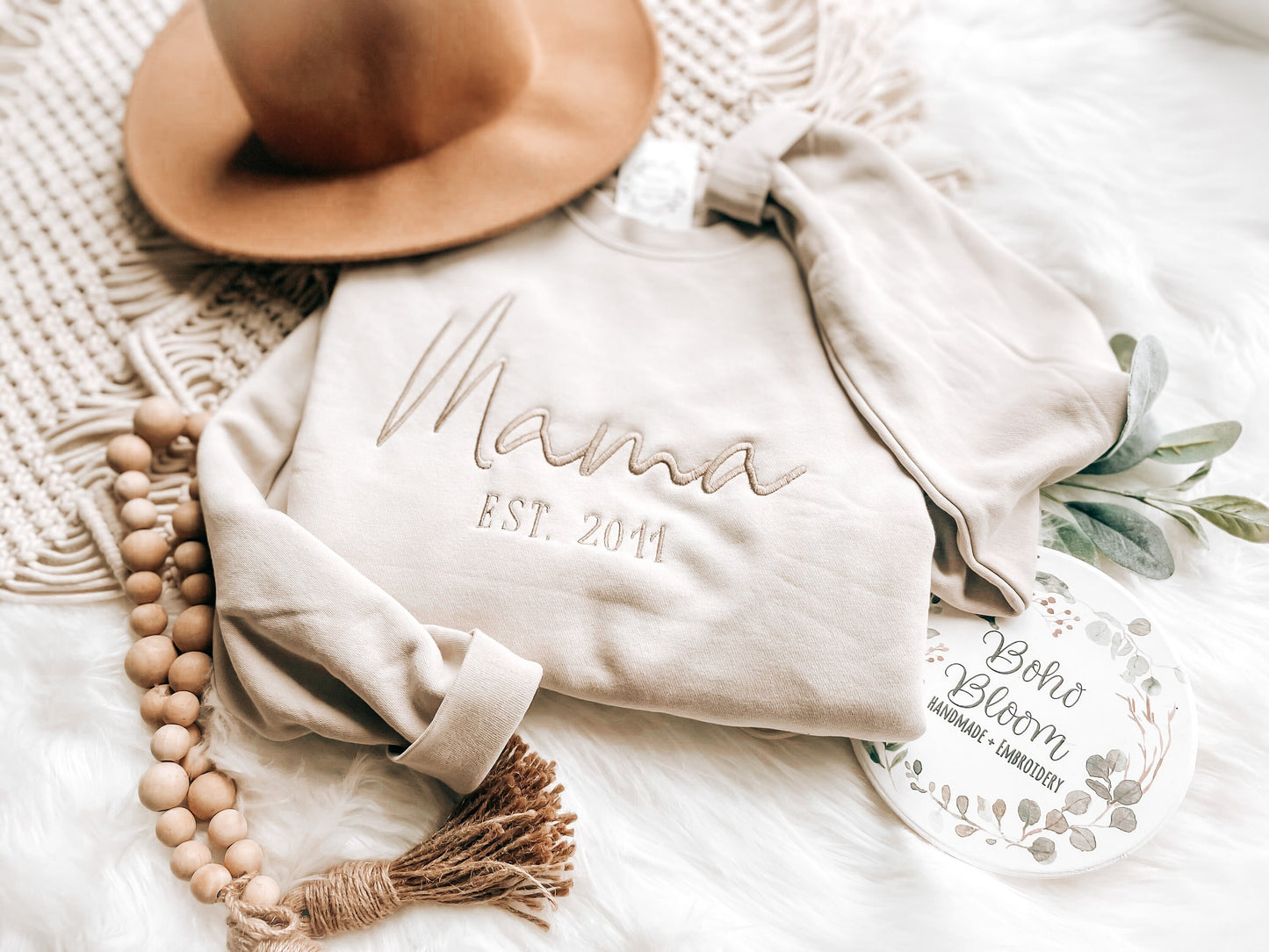 Custom MAMA Est Sweatshirt  | Grandma Sweatshirt | Mama Est | New Mother gift | Trendy Crewneck for Mom